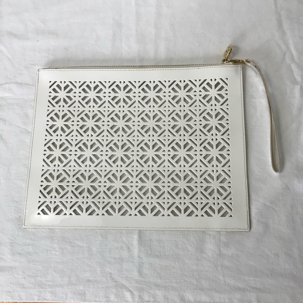 Tory Burch Limited Edition White Geometric Laser Cutout PVC Clutch Wristlet NWOT